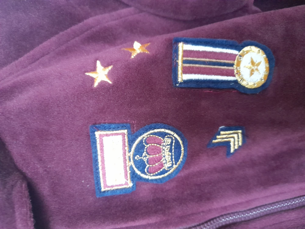 Dívčí sametová mikina s nášivkami Mayoral 7492-85 vínová velikost 162