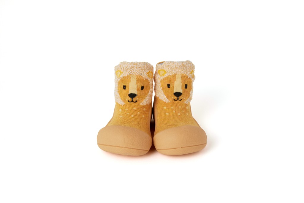 Attipas Botičky Zootopia Lion A22ZO Yellow M vel.20 (109-115mm)