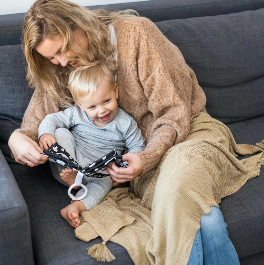 Bambusová pletená deka Babyono hnědá