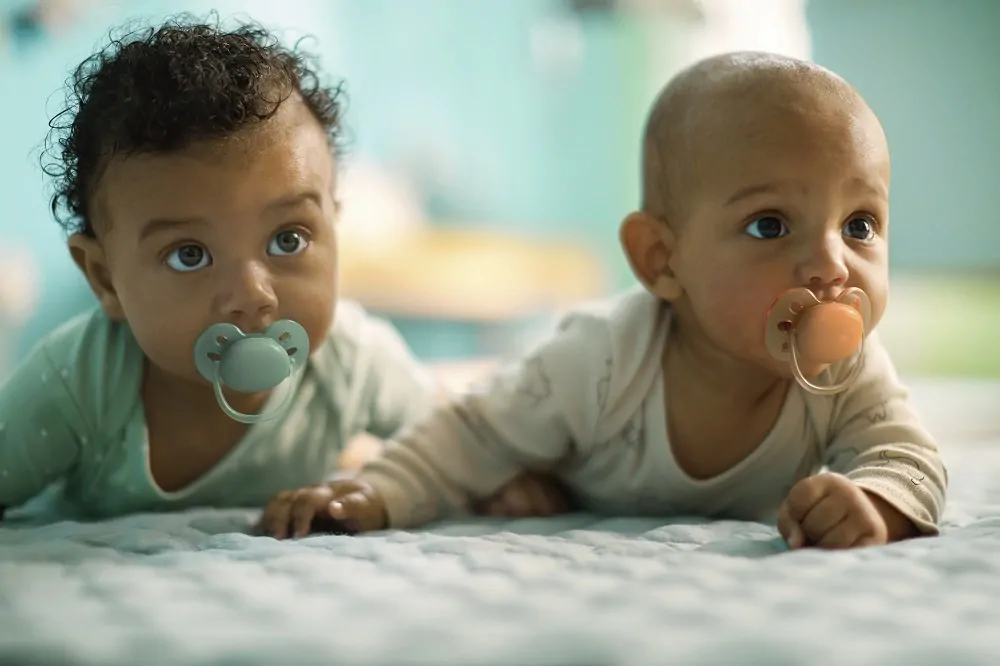 Philips AVENT Šidítko Ultrasoft Premium neutral  0-6m , 2 ks