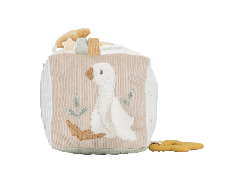 Little Dutch Kostka textilní s aktivitami Newborn Naturals