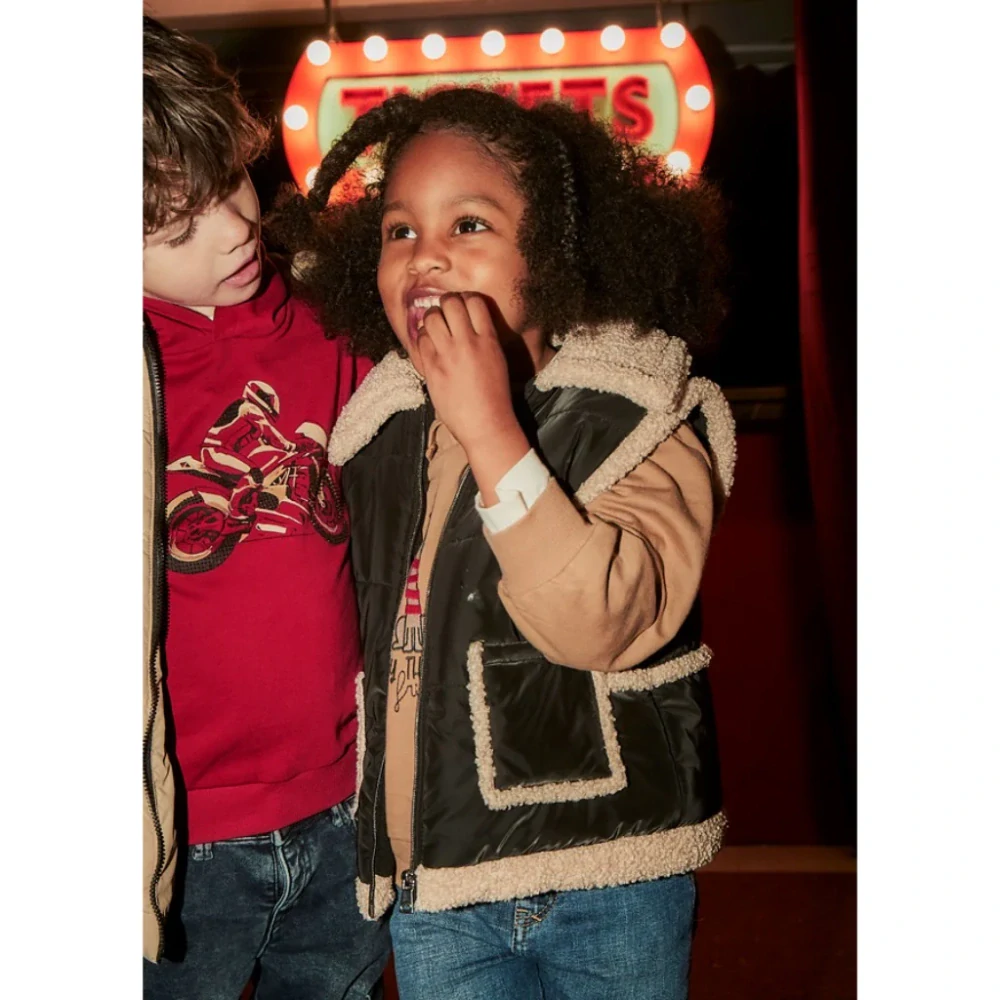 Dívčí prošívaná vesta s beránkem Mayoral 4313-17 černá