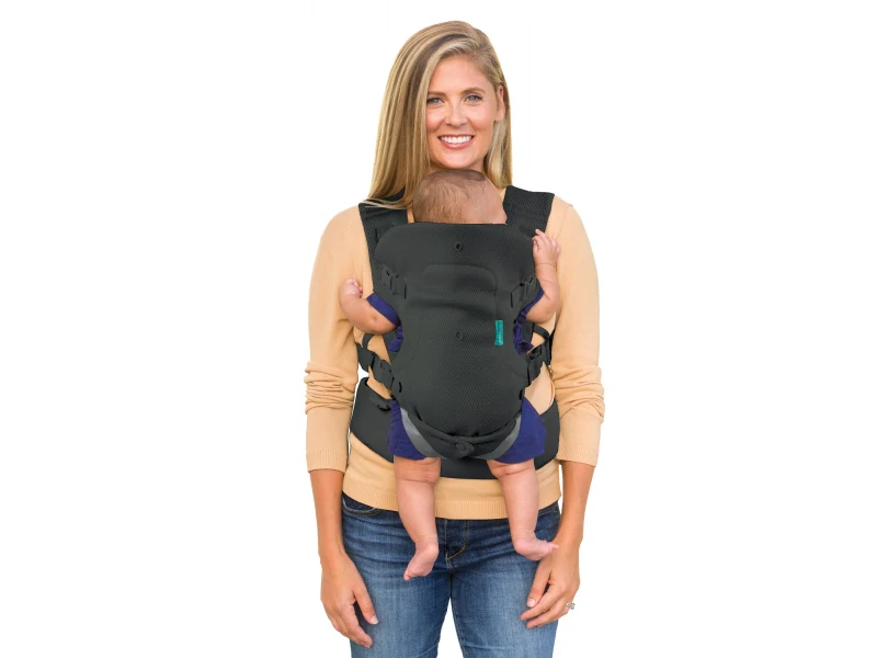Infantino Nosítko Flip Advanced 4V1 Light & Airy Convertible Dark Grey