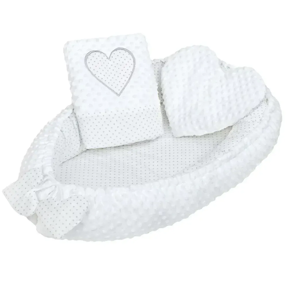 Luxusní hnízdečko s polštářkem a peřinkou New Baby Srdíčko bílé