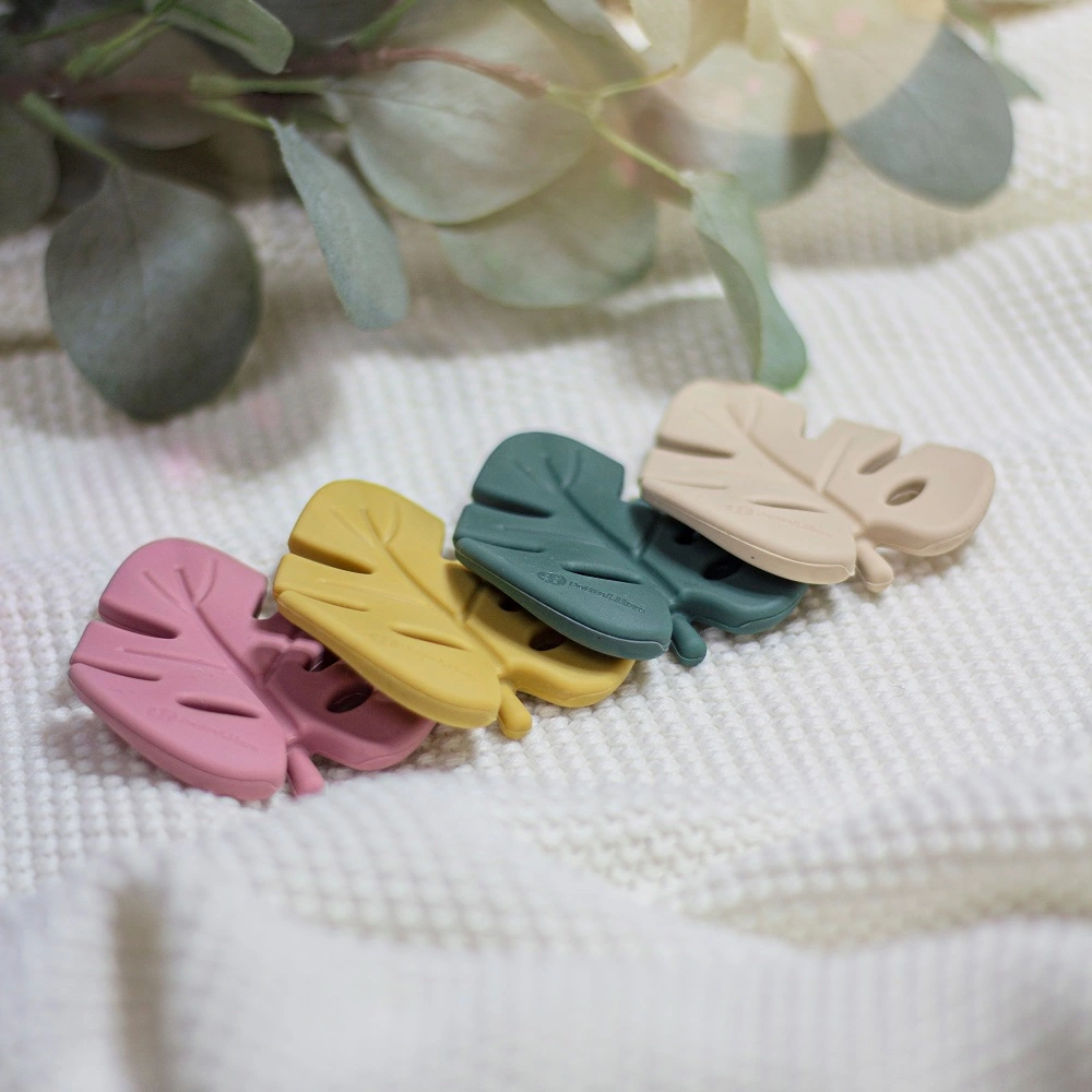 PETITE&MARS Kousátko silikonové TAKE&MATCH Misty Green 0m+