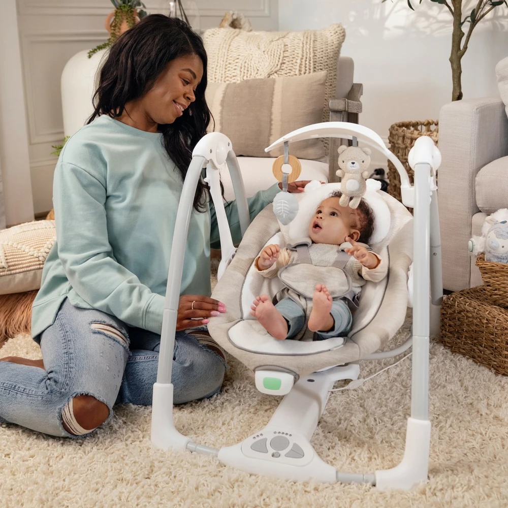 INGENUITY Houpátko konvertibilní s adaptérem vibrující s melodií Wynn™ 2v1, 0m+ do 9 kg