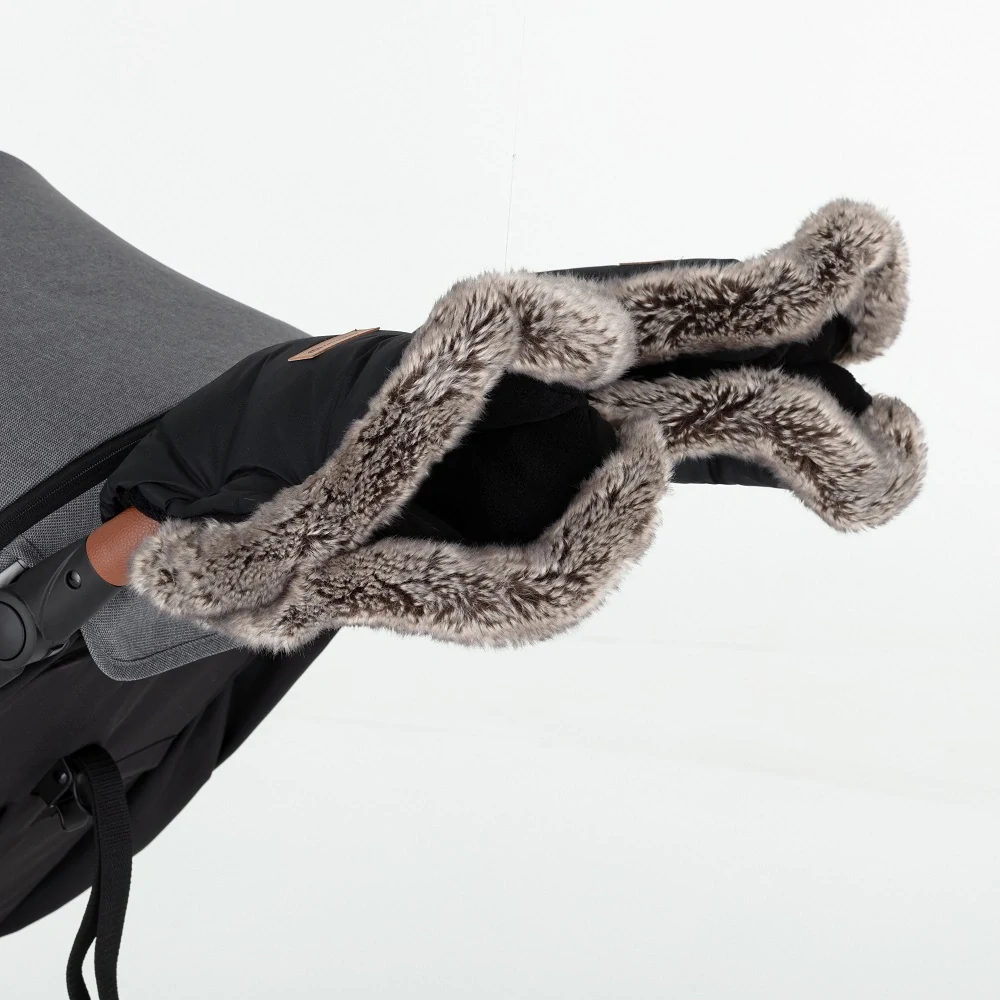 PETITE&MARS Rukávník / rukavice Furry Forever Black