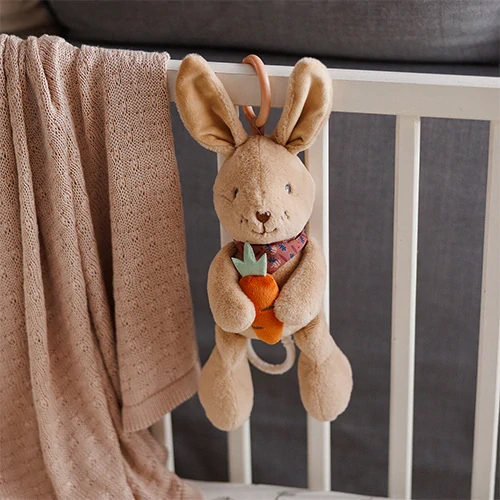 BABYONO Plyšová hrající hračka - Králíček KARO