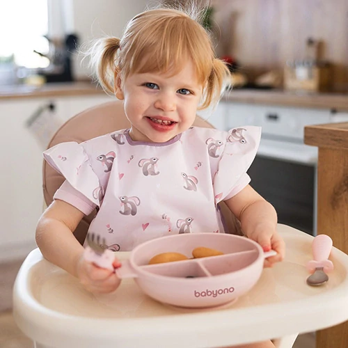 BABYONOBABYONO Talíř silikonový s přísavkou a víčkem růžový 6m+