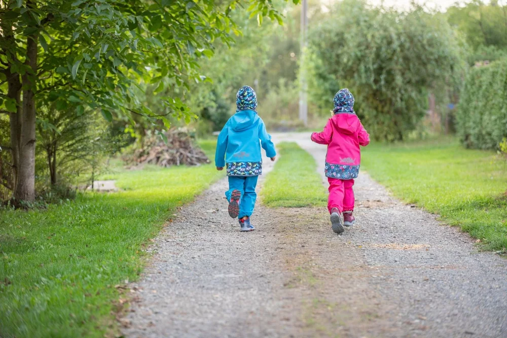 Batolecí softshellové kalhoty Unuo s fleecem Autíčka tyrkysová velikost 98/104