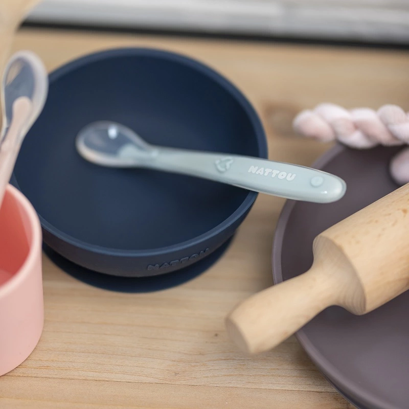 NATTOU Set jídelní silikonový 2 ks miska a lžička modrý bez BPA