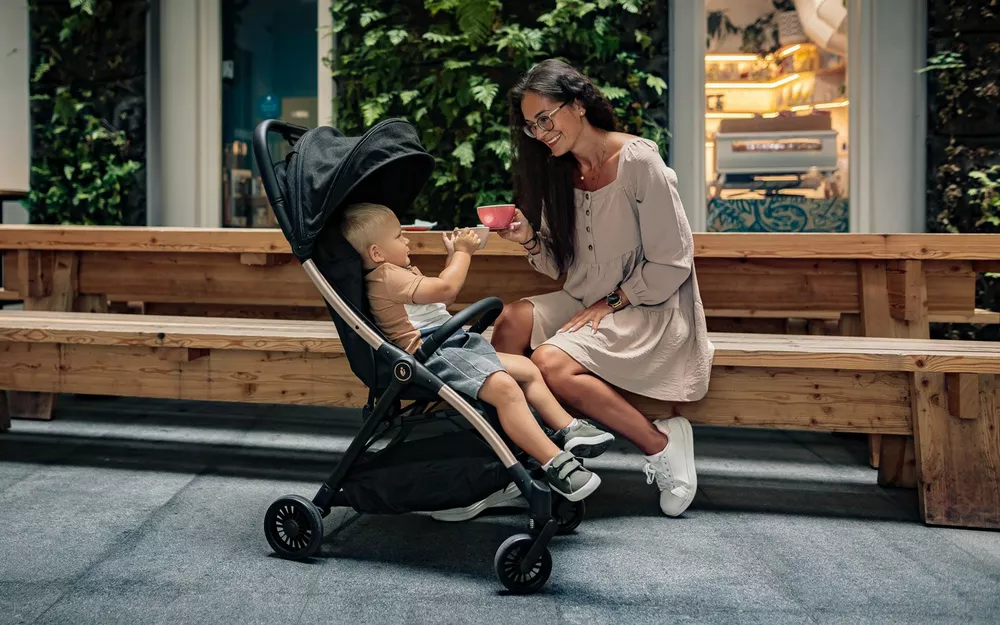 ZOPA Sportovní kočárek Quiq Black Grey