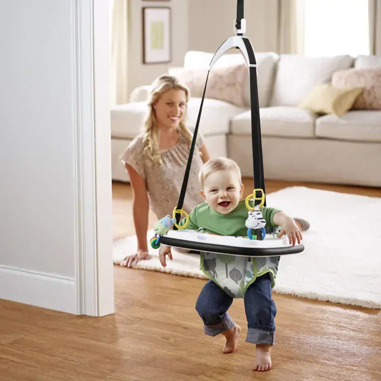 GRACO Hopsadlo Bumper Jumper™ up & away