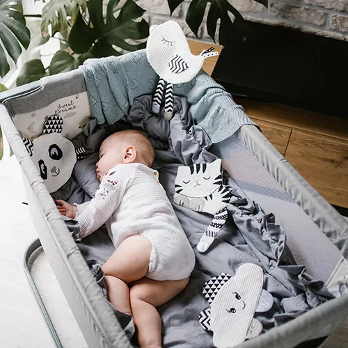 BABYONO Hračka muchláček Happy Panda 0m+