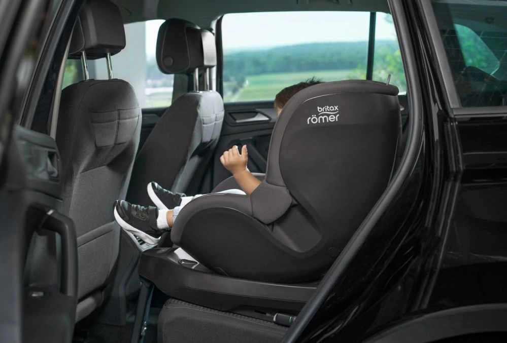 Autosedačka BRITAX RÖMER Dualfix Plus Night Blue