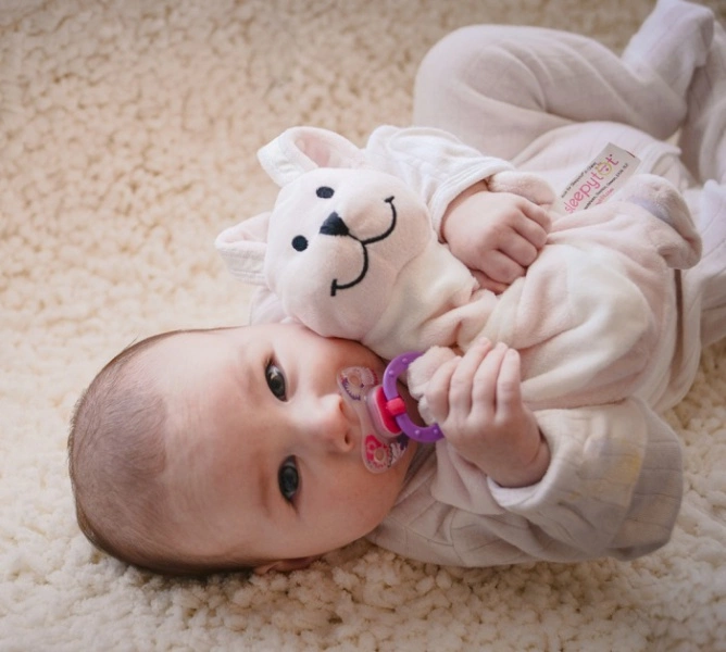 Usínáček a strážce dudlíku - Velký růžový Bunny, Sleepytot
