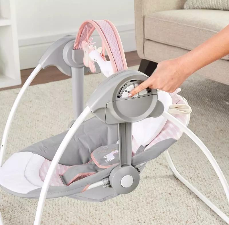 INGENUITY Houpačka s melodií Flora the Unicorn™ 0m+, do 9 kg
