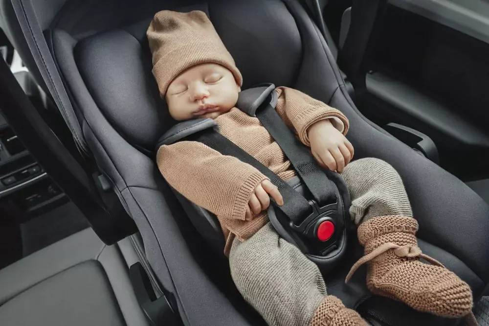Autosedačka Britax Römer Baby-Safe Core Space Black