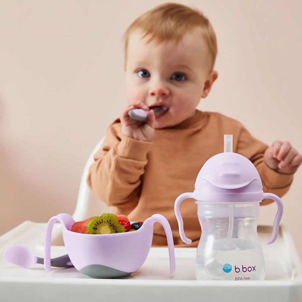 b.box Hrneček s brčkem 240ml GELATO ostružinový