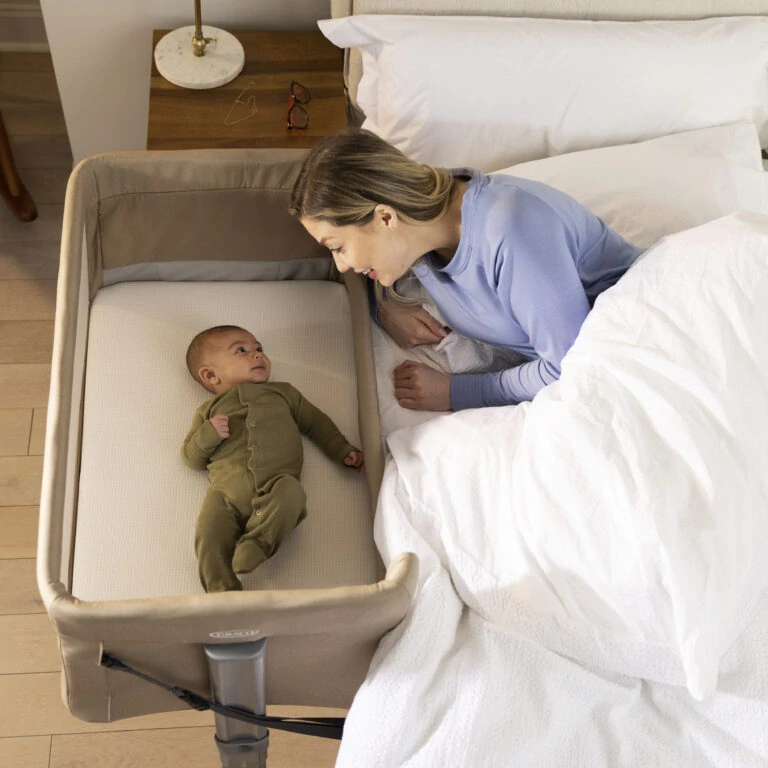GRACO Postýlka Sweet2sleep™ oatmeal