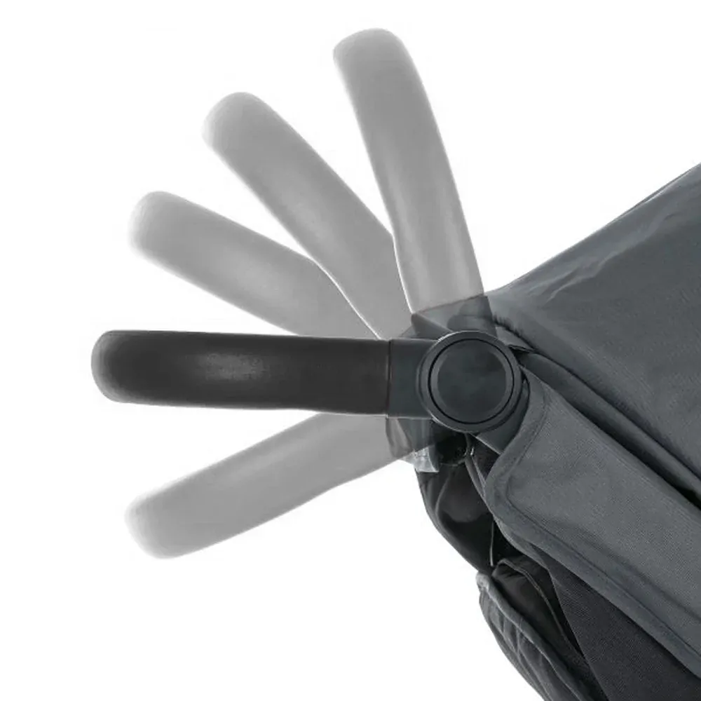 PETITE&MARS Kočárek sportovní Street+ RWS Black Ultimate Grey Complete