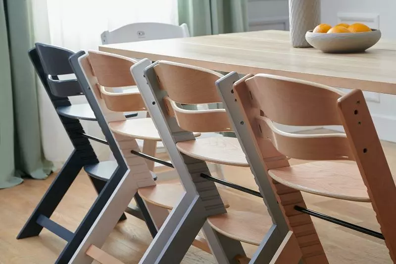 KINDERKRAFT Židlička jídelní Enock Grey Wooden Premium,