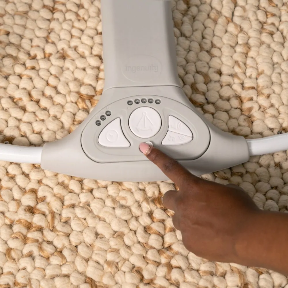 INGENUITY Houpačka konvertibilní s melodií Swing'n Go Chambray 0m+ do 9kg