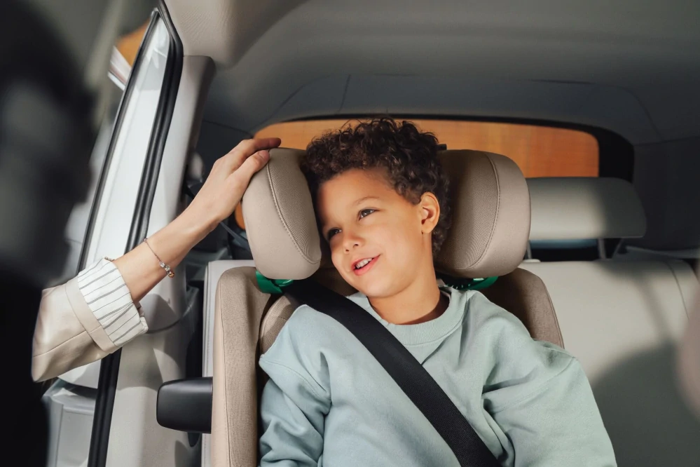 Autosedačka Britax Römer Safefix 100-150 cm Dusty Rose