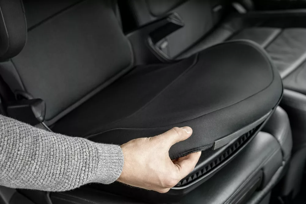 Autosedačka BRITAX RÖMER Kidfix M i-Size Storm Grey