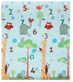 PETITE&MARS Podložka na hraní Joy Max 180x150x1,5 cm Giraffe
